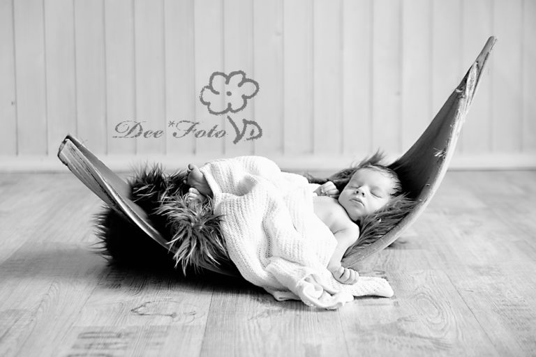 neugeborenen-fotograf-baby-fotografie-neukirchen-sulzbach-rosenberg-amberg-hersbruck-hohenstadt-kinder-schwangerschaft-newborn-photography