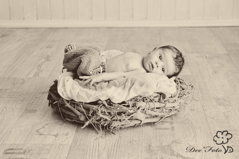 neugeborenen-fotograf-baby-fotografie-neukirchen-sulzbach-rosenberg-amberg-hersbruck-hohenstadt-kinder-schwangerschaft-newborn-photography_6